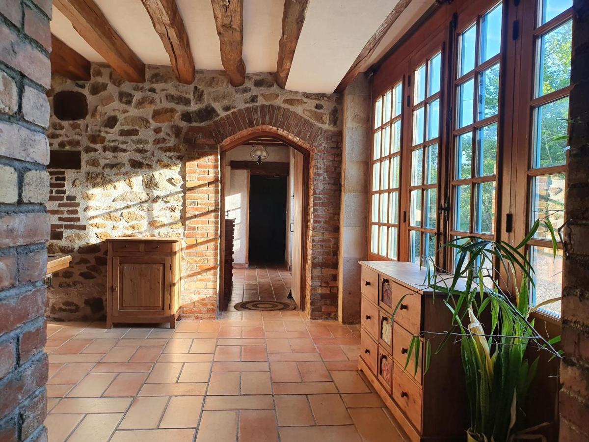 Ferme Equestre & Chambres D'Hotes Gateau Stables Proche Guedelon Saint-Amand-en-Puisaye 外观 照片