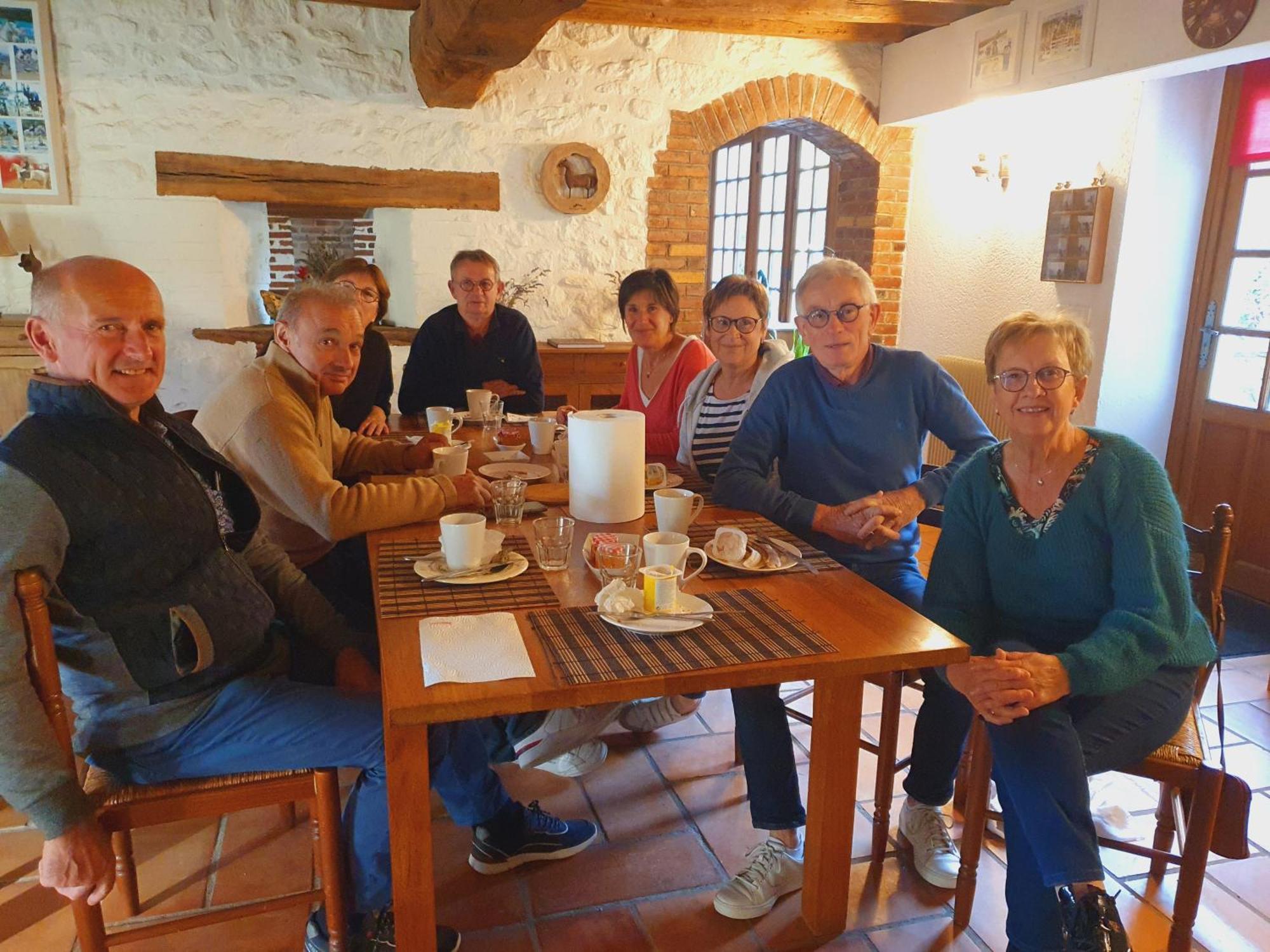 Ferme Equestre & Chambres D'Hotes Gateau Stables Proche Guedelon Saint-Amand-en-Puisaye 外观 照片